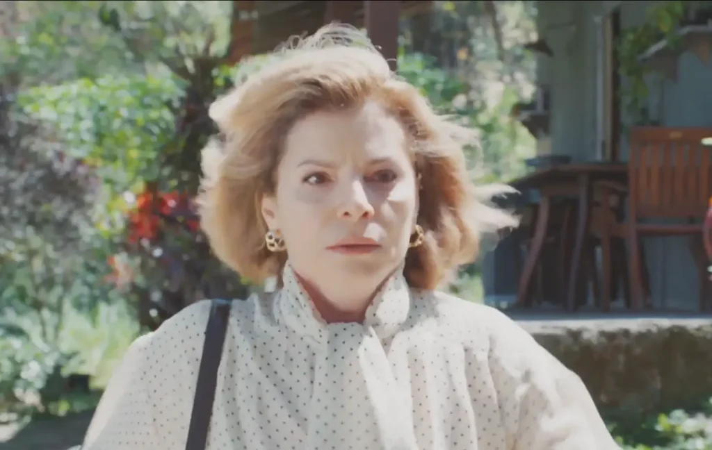 Final de Vale Tudo: Odete descobre que Fátima sobreviveu ao atentado e planeja escapar